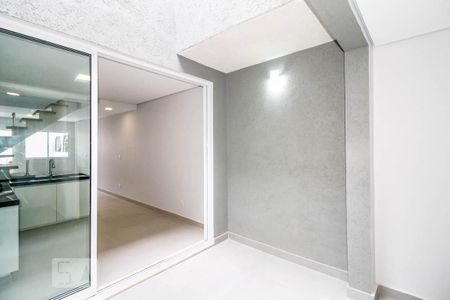 Casa à venda com 84m², 2 quartos e 1 vaga Casa à venda com 84m², 2 quartos e 1 vagaQuintal