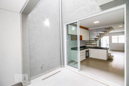 Casa à venda com 84m², 2 quartos e 1 vaga Casa à venda com 84m², 2 quartos e 1 vagaQuintal