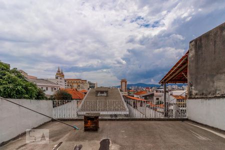 Casa à venda com 200m², 3 quartos e 6 vagas Casa à venda com 200m², 3 quartos e 6 vagasÁrea Externa