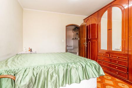 Casa à venda com 200m², 3 quartos e 6 vagas Casa à venda com 200m², 3 quartos e 6 vagasSuíte