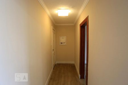 Corredor Entrada de apartamento para alugar com 2 quartos, 108m² em Brooklin, São Paulo