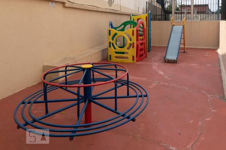 Apartamento à venda com 72m², 2 quartos e 1 vagaÁrea Comum - Playground