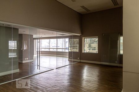 Studio para alugar com 29m², 1 quarto e 1 vaga Studio para alugar com 29m², 1 quarto e 1 vagaÁrea comum - Academia