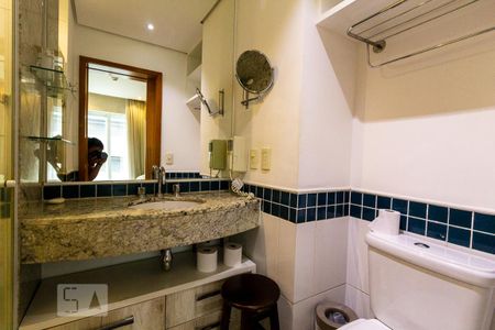 Studio para alugar com 29m², 1 quarto e 1 vaga Studio para alugar com 29m², 1 quarto e 1 vagaBanheiro