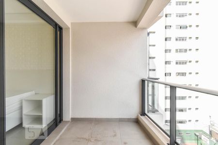 Varanda de kitnet/studio à venda com 1 quarto, 25m² em Cerqueira César, São Paulo