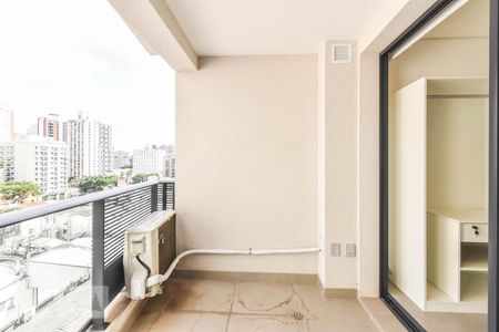 Varanda de kitnet/studio à venda com 1 quarto, 25m² em Cerqueira César, São Paulo