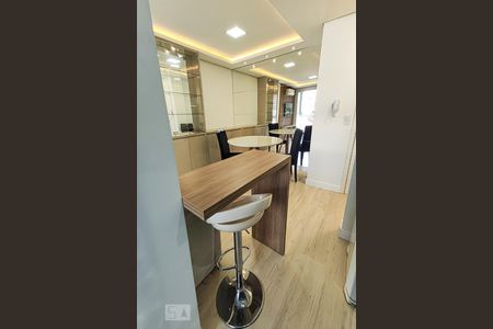 Apartamento à venda com 60m², 2 quartos e 1 vagaSala de Jantar