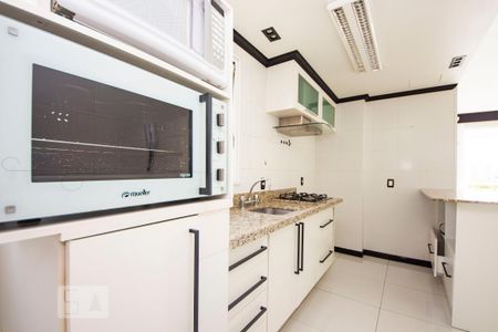 Cozinha de apartamento para alugar com 2 quartos, 73m² em Jardim Lindóia, Porto Alegre