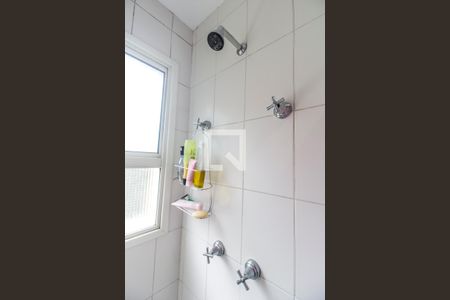 Apartamento para alugar com 76m², 2 quartos e 1 vaga Apartamento para alugar com 76m², 2 quartos e 1 vagaBanheiro da Suíte