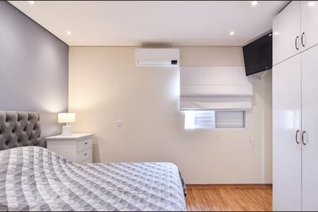 Casa à venda com 207m², 2 quartos e 2 vagasSuíte