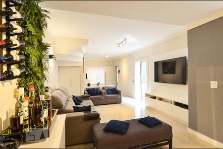 Sala de casa à venda com 2 quartos, 207m² em Indianópolis, São Paulo