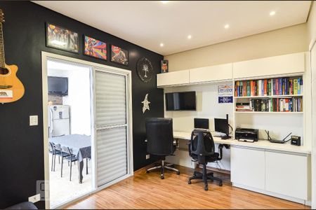 Casa à venda com 207m², 2 quartos e 2 vagasQuarto 2