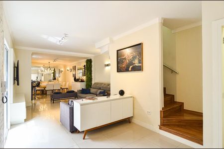 Sala de casa à venda com 2 quartos, 207m² em Indianópolis, São Paulo