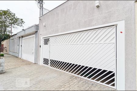 Casa à venda com 207m², 2 quartos e 2 vagasFachada