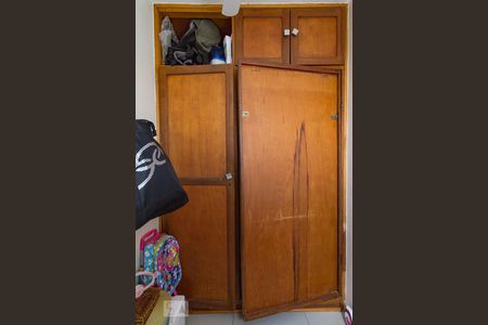 Apartamento à venda com 85m², 2 quartos e 2 vagasQuarto área de serviço