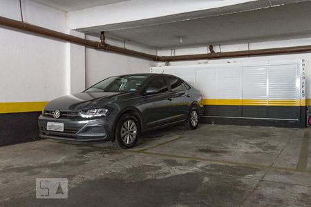 Apartamento à venda com 85m², 2 quartos e 2 vagasGaragem 2 vagas com armário