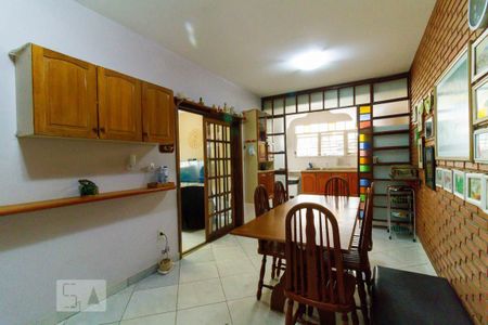 Casa para alugar com 275m², 4 quartos e 2 vagasCozinha