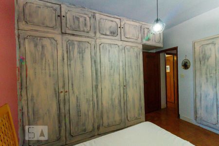 Casa para alugar com 275m², 4 quartos e 2 vagasQuarto 2