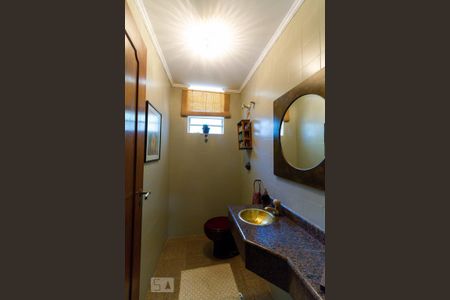 Casa para alugar com 275m², 4 quartos e 2 vagasLavabo