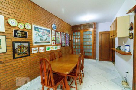 Casa para alugar com 275m², 4 quartos e 2 vagasCozinha