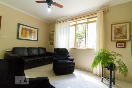 Casa para alugar com 275m², 4 quartos e 2 vagasSala 3