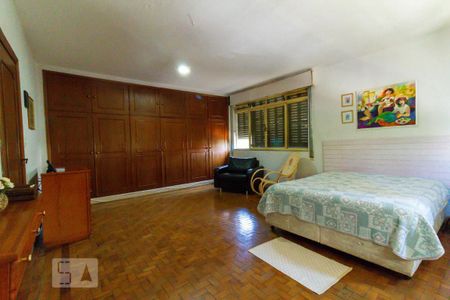 Casa para alugar com 275m², 4 quartos e 2 vagasSuíte 1