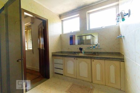 Casa para alugar com 275m², 4 quartos e 2 vagasBanheiro da Suíte 1