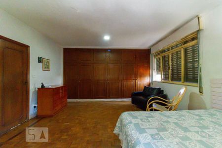 Casa para alugar com 275m², 4 quartos e 2 vagasSuíte 1