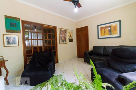 Casa para alugar com 275m², 4 quartos e 2 vagasSala 3