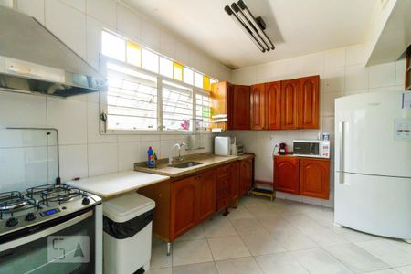 Casa para alugar com 275m², 4 quartos e 2 vagasCozinha