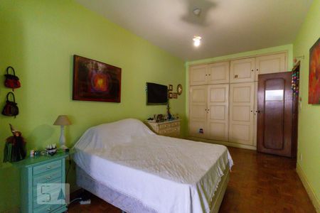 Casa para alugar com 275m², 4 quartos e 2 vagasQuarto 1