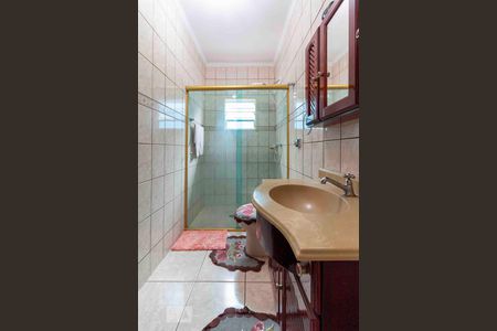 Casa à venda com 218m², 3 quartos e 2 vagasBanheiro Corredor