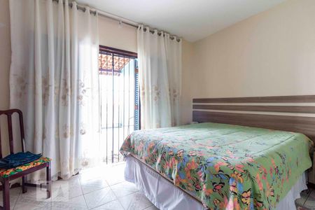 Casa à venda com 218m², 3 quartos e 2 vagasQuarto 1 - Suite