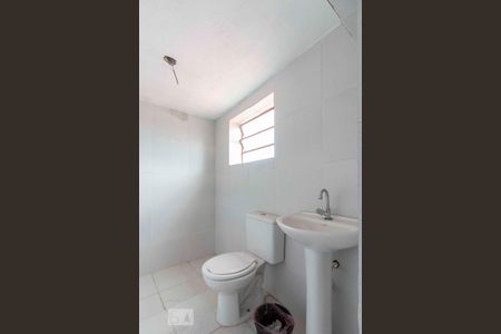 Casa à venda com 218m², 3 quartos e 2 vagasBanheiro Salão 