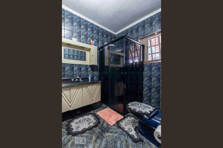 Casa à venda com 218m², 3 quartos e 2 vagasBanheiro Quarto 1 - Suite