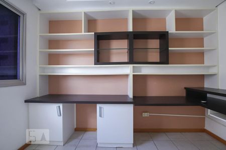 Apartamento à venda com 80m², 3 quartos e 1 vaga Apartamento à venda com 80m², 3 quartos e 1 vagaDetalhe do Quarto 2 - Armários