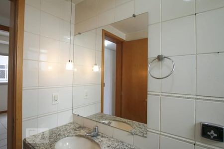 Apartamento à venda com 80m², 3 quartos e 1 vaga Apartamento à venda com 80m², 3 quartos e 1 vagaDetalhe do Banheiro - Espelho