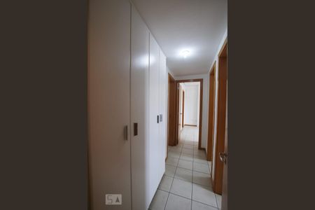 Apartamento à venda com 80m², 3 quartos e 1 vaga Apartamento à venda com 80m², 3 quartos e 1 vagaDetalhe do Banheiro - Corredor