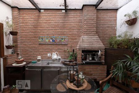 Casa para alugar com 260m², 4 quartos e sem vagaExterno Churrasqueira