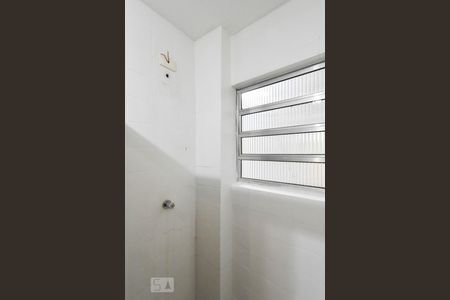 Apartamento à venda com 93m², 2 quartos e 1 vaga Apartamento à venda com 93m², 2 quartos e 1 vagaBanheiro