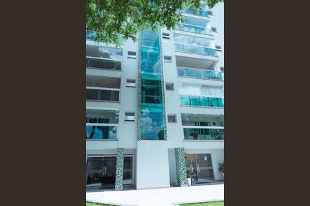 Apartamento à venda com 120m², 3 quartos e 3 vagasFachada