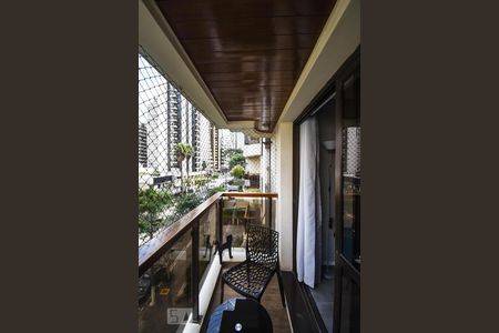 Varanda de apartamento para alugar com 1 quarto, 44m² em Cerqueira César, São Paulo