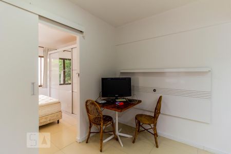 Studio - Sala de kitnet/studio para alugar com 1 quarto, 34m² em Consolação, São Paulo
