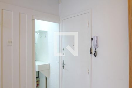 Sala/Quarto de kitnet/studio à venda com 1 quarto, 20m² em Leblon, Rio de Janeiro