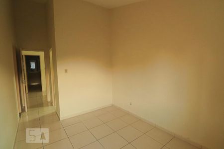 Casa à venda com 200m², 3 quartos e 3 vagasQuarto Suíte