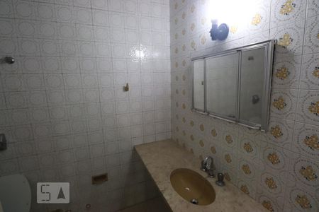 Casa à venda com 200m², 3 quartos e 3 vagasBanheiro Social