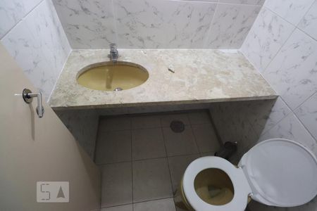 Casa à venda com 200m², 3 quartos e 3 vagasLavabo
