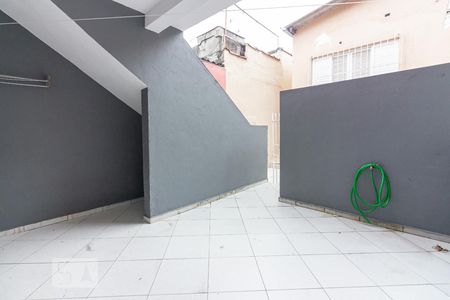 Casa para alugar com 60m², 1 quarto e sem vagaQuintal
