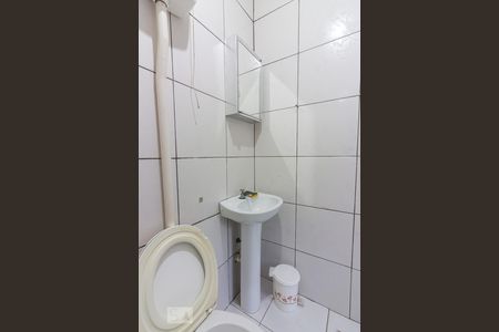 Banheiro de casa para alugar com 1 quarto, 60m² em Jaguaré, São Paulo