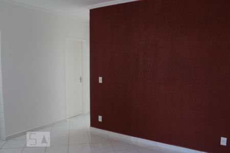 Sala de apartamento para alugar com 2 quartos, 57m² em Jardim Santa Teresa, Jundiaí